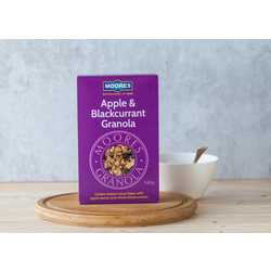 Apple & Blackcurrant Granola